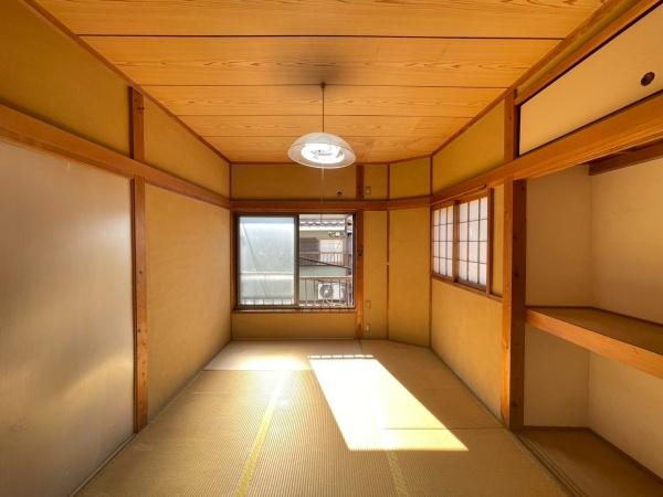 東大阪市六万寺町１丁目の中古一戸建て