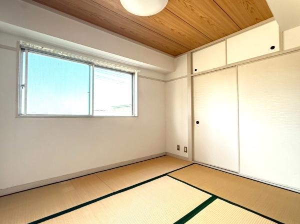 山洋コーポ