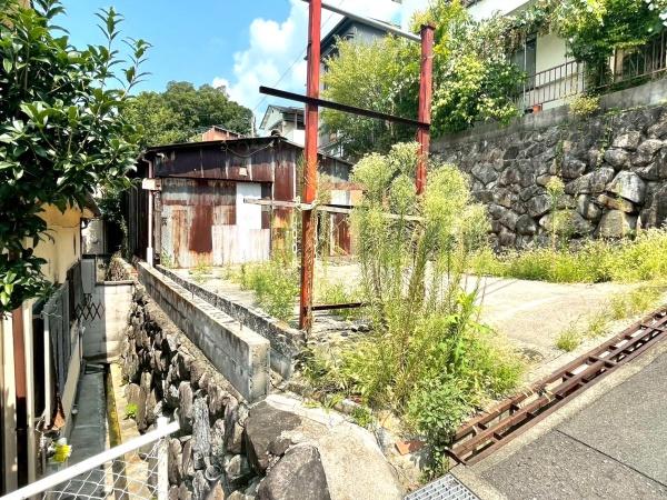 東大阪市上四条町　上物（倉庫）付き土地