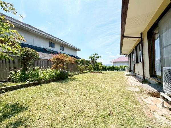 池田市伏尾台4丁目の中古一戸建て(庭)