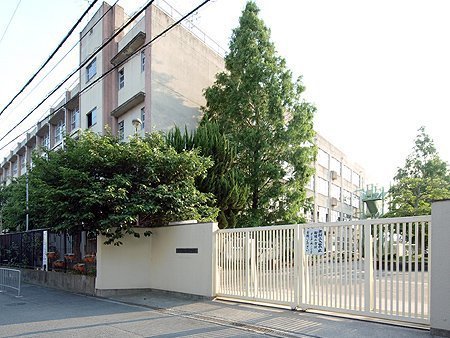 東大阪市若江本町1丁目の土地(東大阪市立若江中学校)
