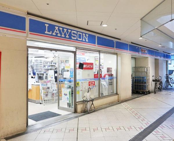 千里緑丘住宅28号棟(ローソン千里中央店)