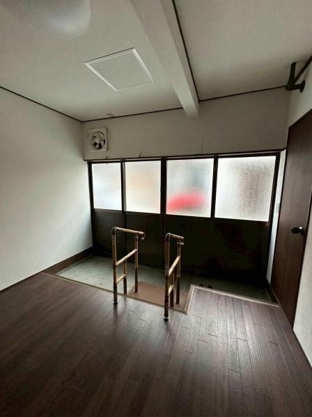 大阪市生野区中川西２丁目の中古一戸建て
