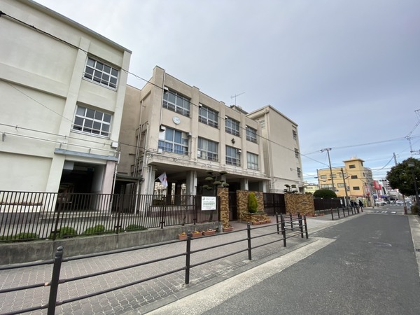 大阪市生野区巽東２丁目の中古一戸建て(大阪市立新生野中学校)