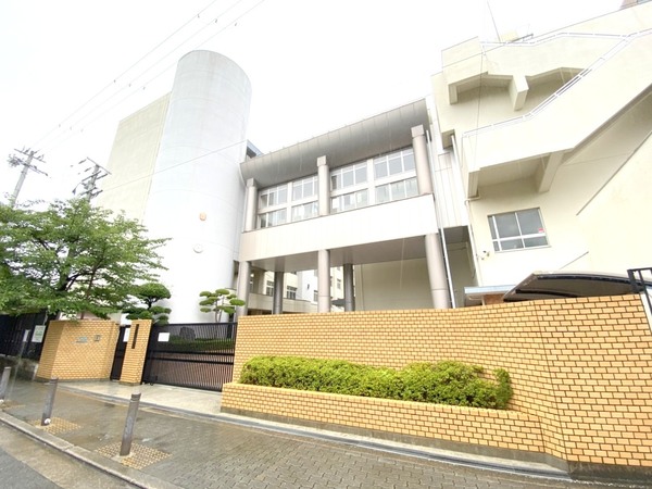 大阪市東成区中道３丁目の中古一戸建て(大阪市立玉津中学校)