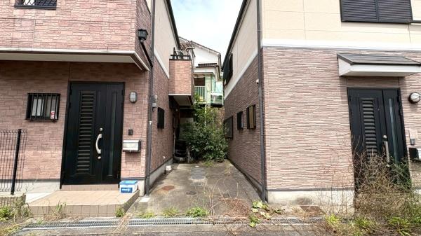 東大阪市上四条町　中古戸建