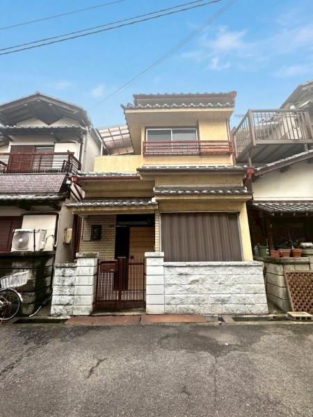 高石市千代田2丁目　中古戸建
