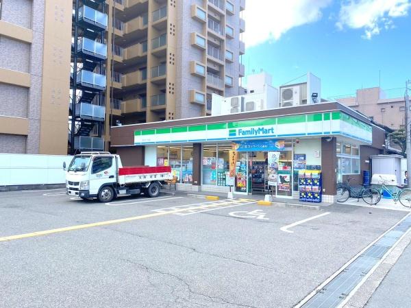 大阪市東成区東今里３丁目の中古一戸建て(ファミリーマート　深江北一丁目店)