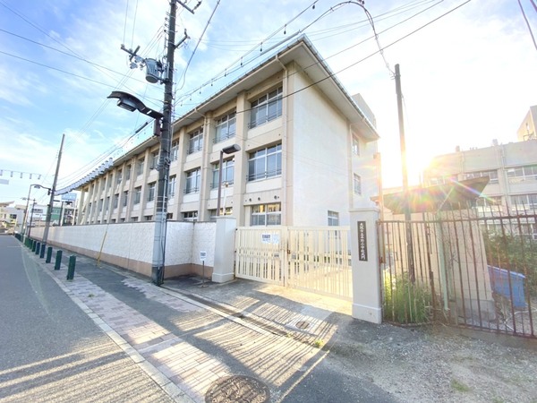 大阪市平野区平野上町２丁目の土地(大阪市立平野小学校)