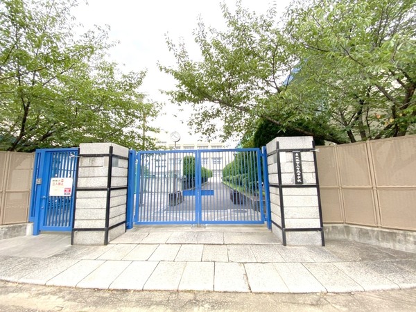 東大阪市太平寺２丁目の中古一戸建て(東大阪市立布施中学校)
