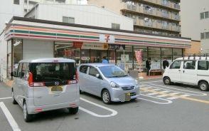 グリーンコーポ江坂第３(セブンイレブン吹田江の木町店)