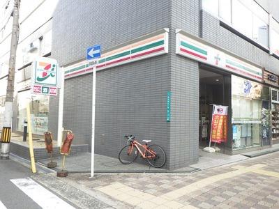 チサンマンション新大阪十番館(セブンイレブン大阪西中島5丁目南店)