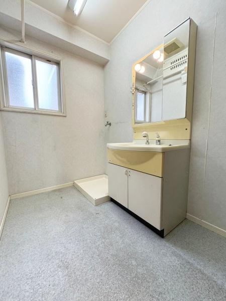 吹田市佐井寺4丁目の中古一戸建て(洗面台・洗面所)