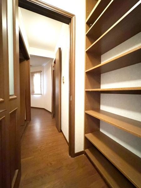 吹田市佐井寺4丁目の中古一戸建て(収納)