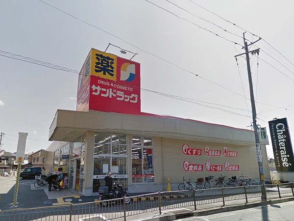 豊中豊松園ハイツF棟(サンドラッグ豊中上野店)