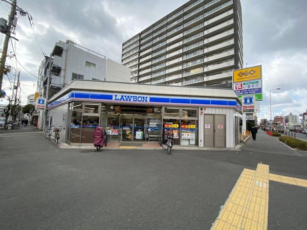 新大阪ホワイトハイツ(ローソン淀川三国本町一丁目店)