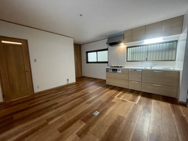 吹田市千里山東1丁目　中古戸建