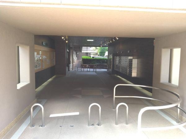 豊中島江団地五棟