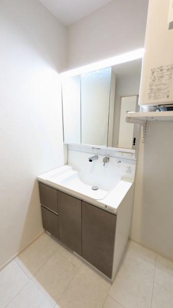 豊中市第1小曽根　2号棟　新築戸建