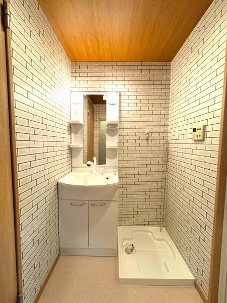 メゾンドール千里泉が丘参号館