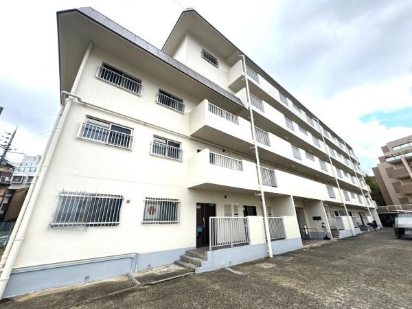 メゾンドール千里泉が丘参号館