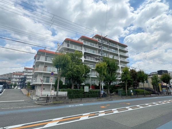 豊中緑ヶ丘サンハイツD棟