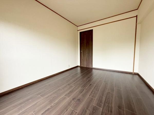 日興千里台スカイタウンＢ館