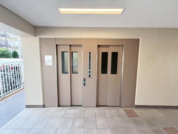 日商岩出緑地公園マンション