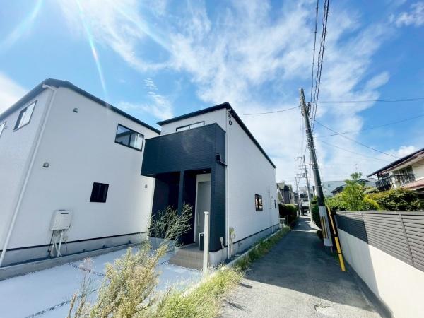 豊中市服部寿町１丁目の新築一戸建