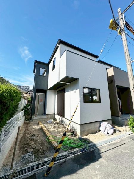 豊中市服部寿町１丁目の新築一戸建