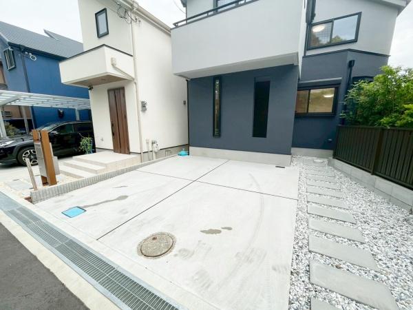豊中市上野東2丁目C号地　新築戸建