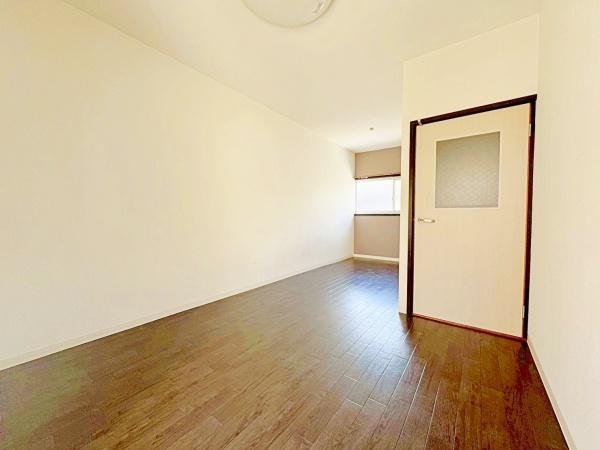 川西市加茂１丁目の中古一戸建て
