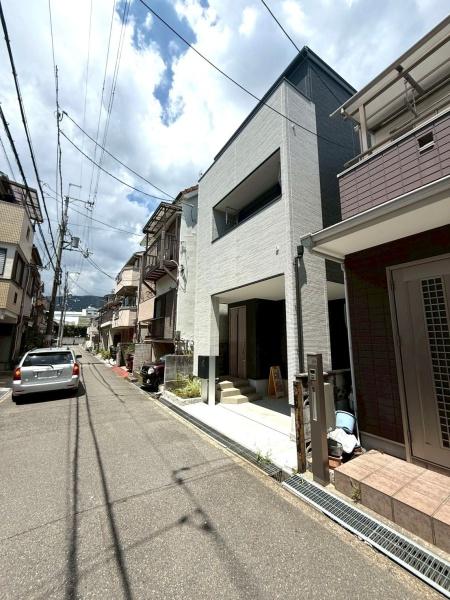 高槻市淀の原町の中古一戸建て