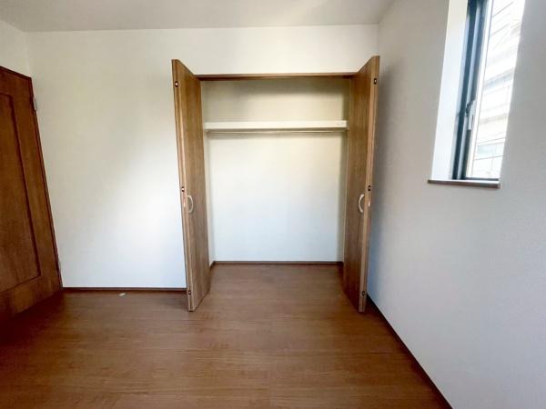 豊中服部西町3丁目　2号棟　新築戸建