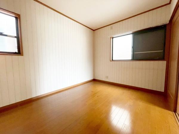 豊中市末広町3丁目の中古一戸建て(洋室)