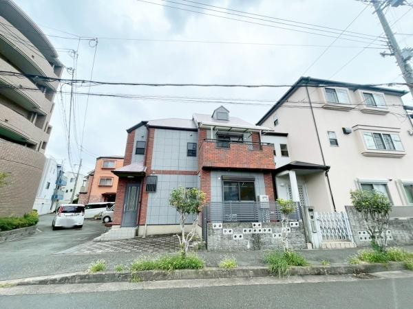 豊中市末広町3丁目の中古一戸建て(前面道路含む現地写真)