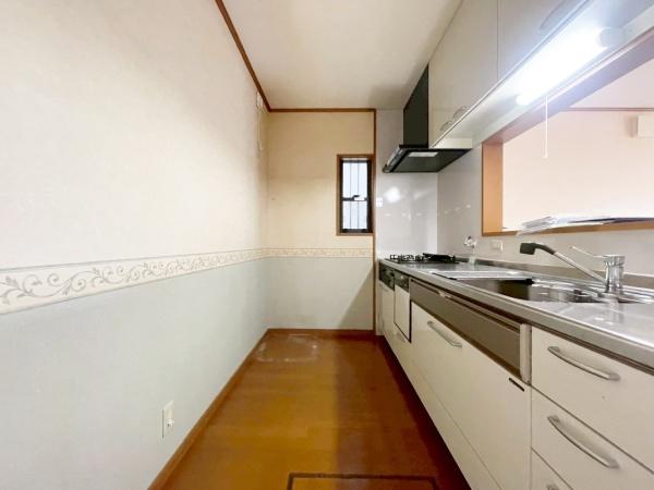豊中市末広町3丁目　中古戸建