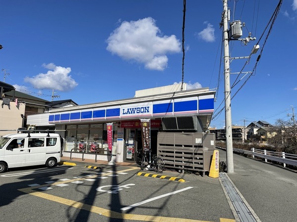 パストラルハイム豊中(ローソン豊中桜の町1丁目店)