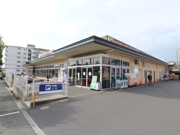 クレアヒルズ千里津雲台(デイリーカナートイズミヤ上新田店)