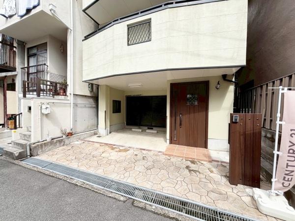高槻市淀の原町の中古一戸建て