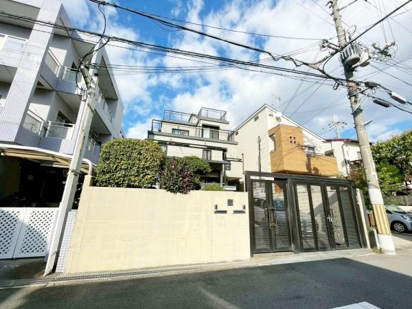 豊中市服部本町３丁目の中古一戸建て