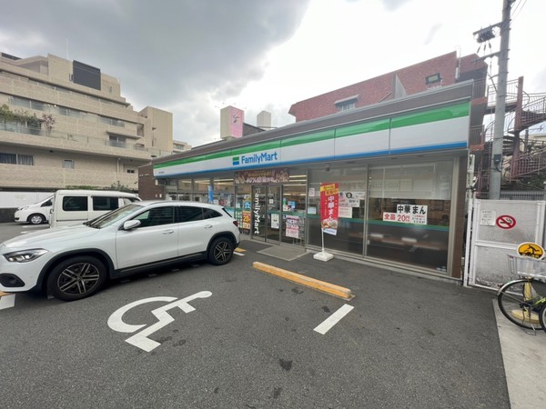 日商岩井第六緑地公園マンション(ファミリーマート緑地公園駅西店)