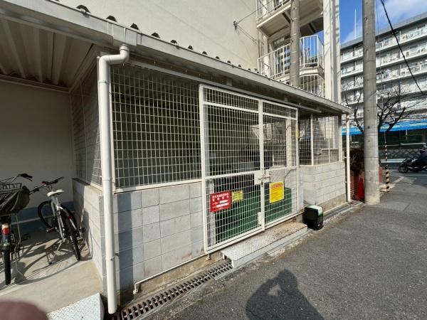 メゾンドール千里泉ヶ丘１号館