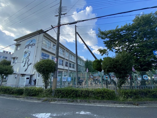 豊中市島江町２丁目の中古一戸建て(豊中市立庄内南小学校)