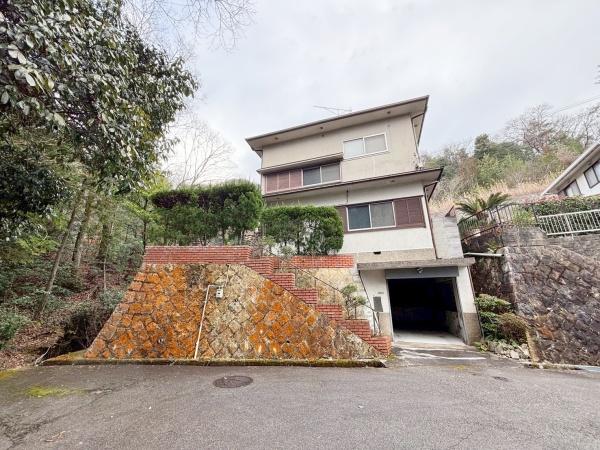 兵庫県西宮市名塩ガーデン　中古戸建