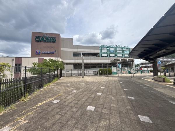 シェラビア東山台三番街209号棟(阪急オアシス名塩店)