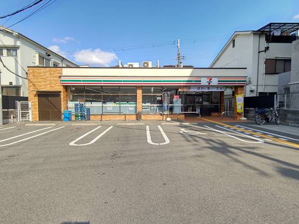 豊中市服部豊町２丁目の中古一戸建て(セブンイレブン豊中服部本町1丁目店)