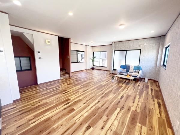 吹田市内本町3丁目　中古戸建