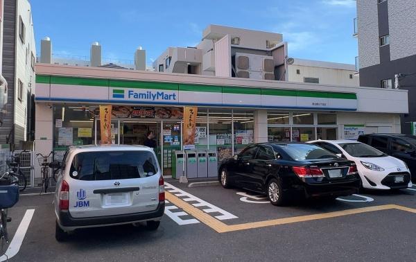 新北野第一コーポB棟(ファミリーマート新北野三丁目店)