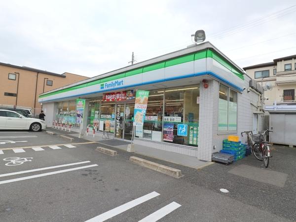 千里緑丘第壱七号棟(ファミリーマート豊中緑丘店)